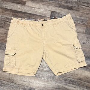 Thaddeus Men's Cargo Shorts in Light Beige - Classic Casual Style 50B